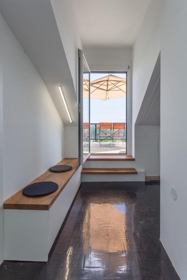 Lovely 3-bedroom Skyline Apartment *