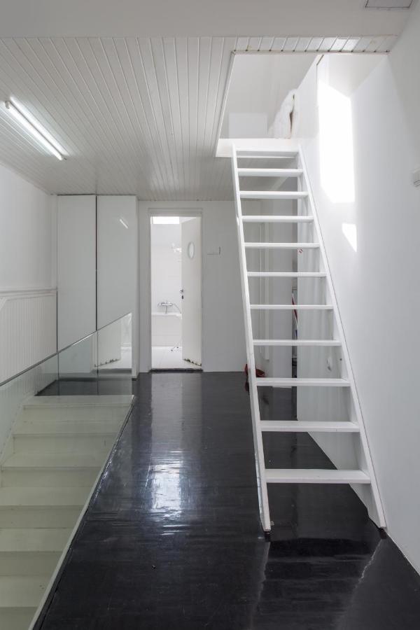 Lovely 3-bedroom Skyline Apartment *